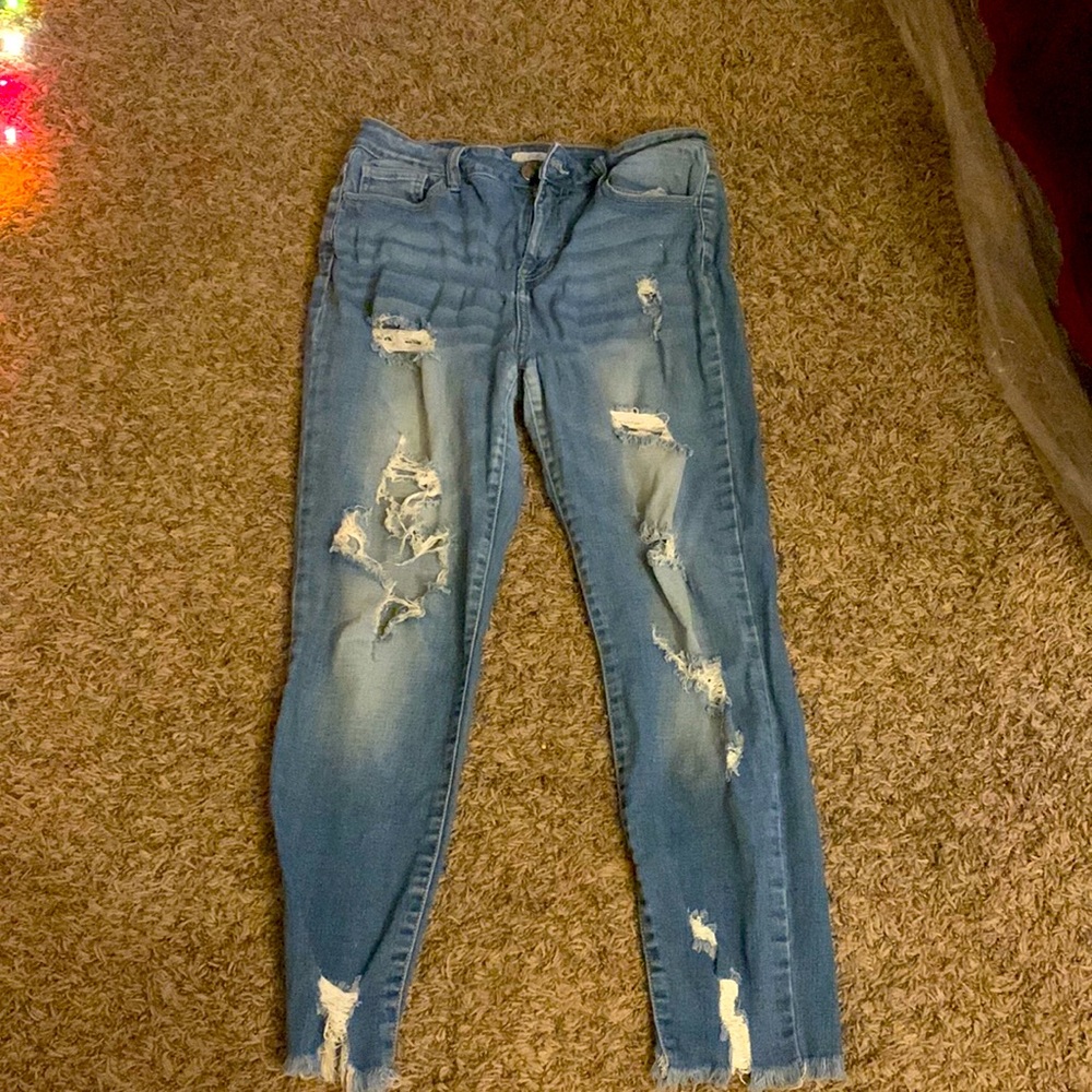 ripped jeans High rise size 9/29 stretchy light blue